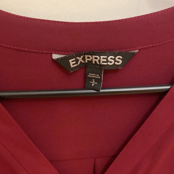 Express maroon blouse - Picture 2 of 2